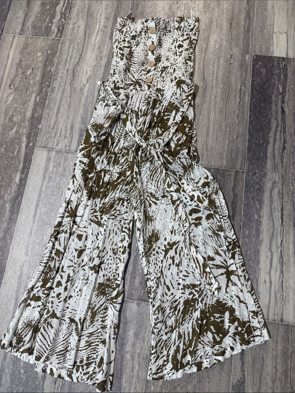 blue island Olive & White Strapless Smocked Wide-Leg Jumpsuit